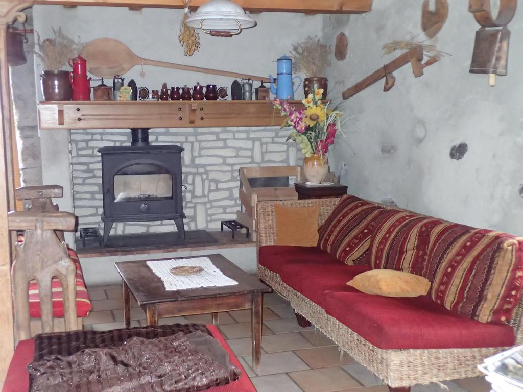 Gite Soum De L'Ase Grust Exteriér fotografie